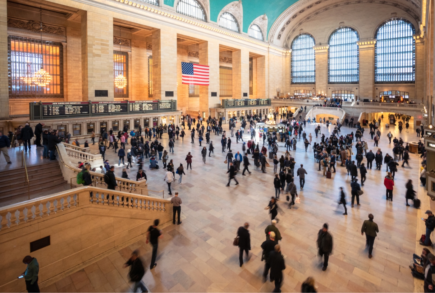 Busy Main floor of Grand Central Station